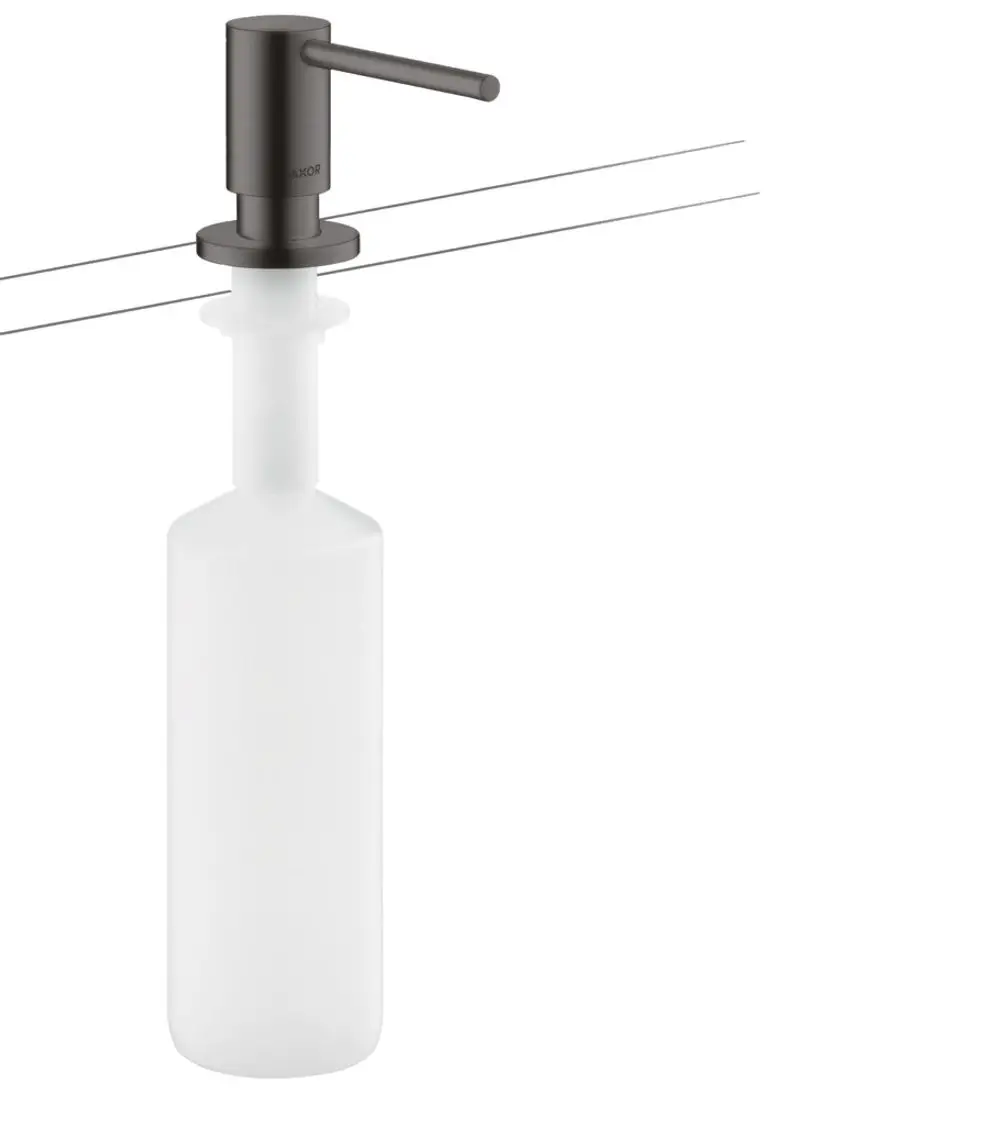 Spender für Flüssigseife oder Lotion in gebürstetem Schwarzchrom. Der Spender hat einen flexiblen weißen Kunststoffbehälter und wird von der Marke AXOR hergestellt.